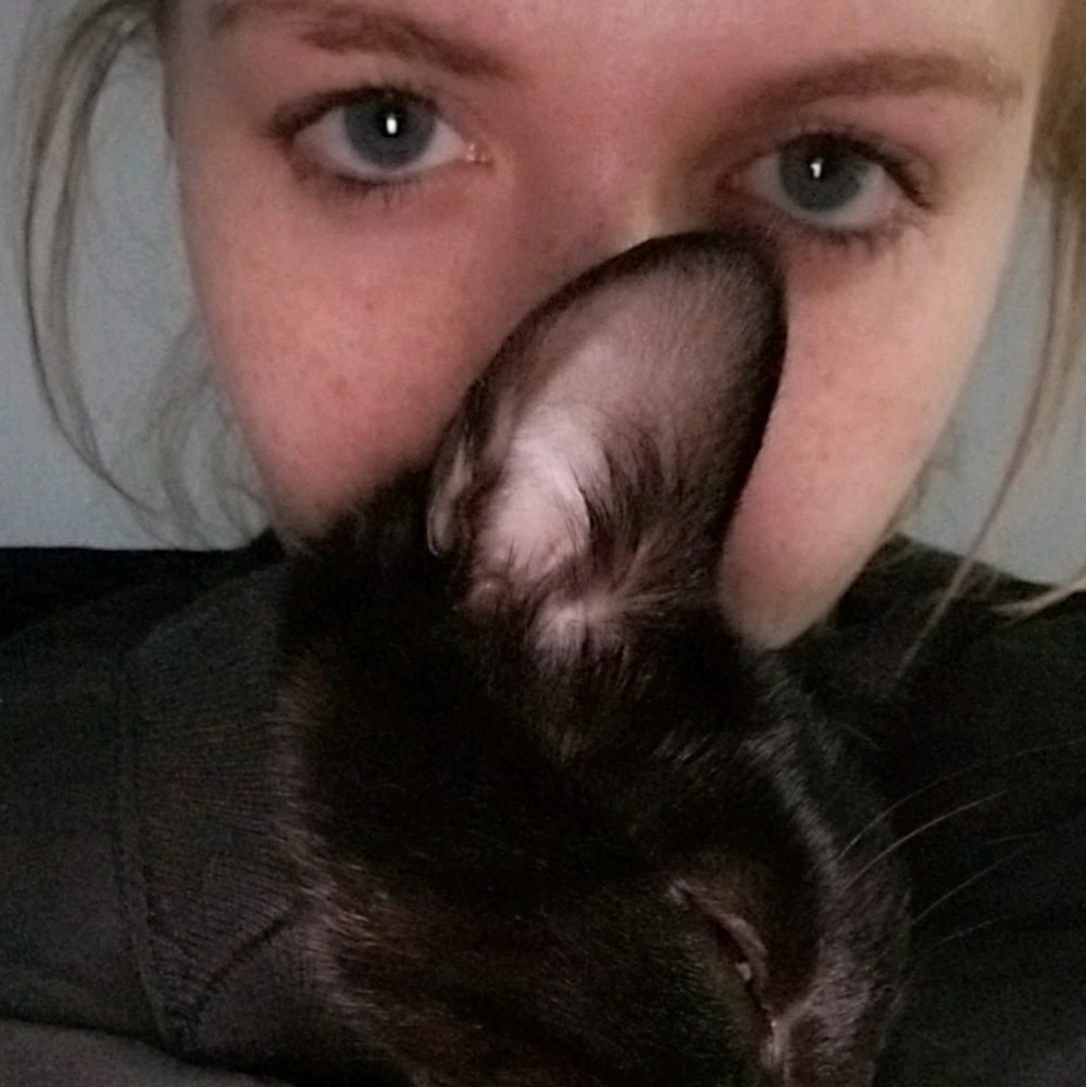 Meet your Posher, Megan