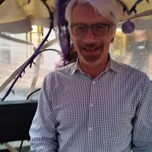 Meet your Posher, Thomas