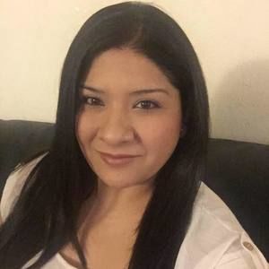 Meet your Posher, San-juanita