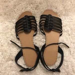 Gap sandals