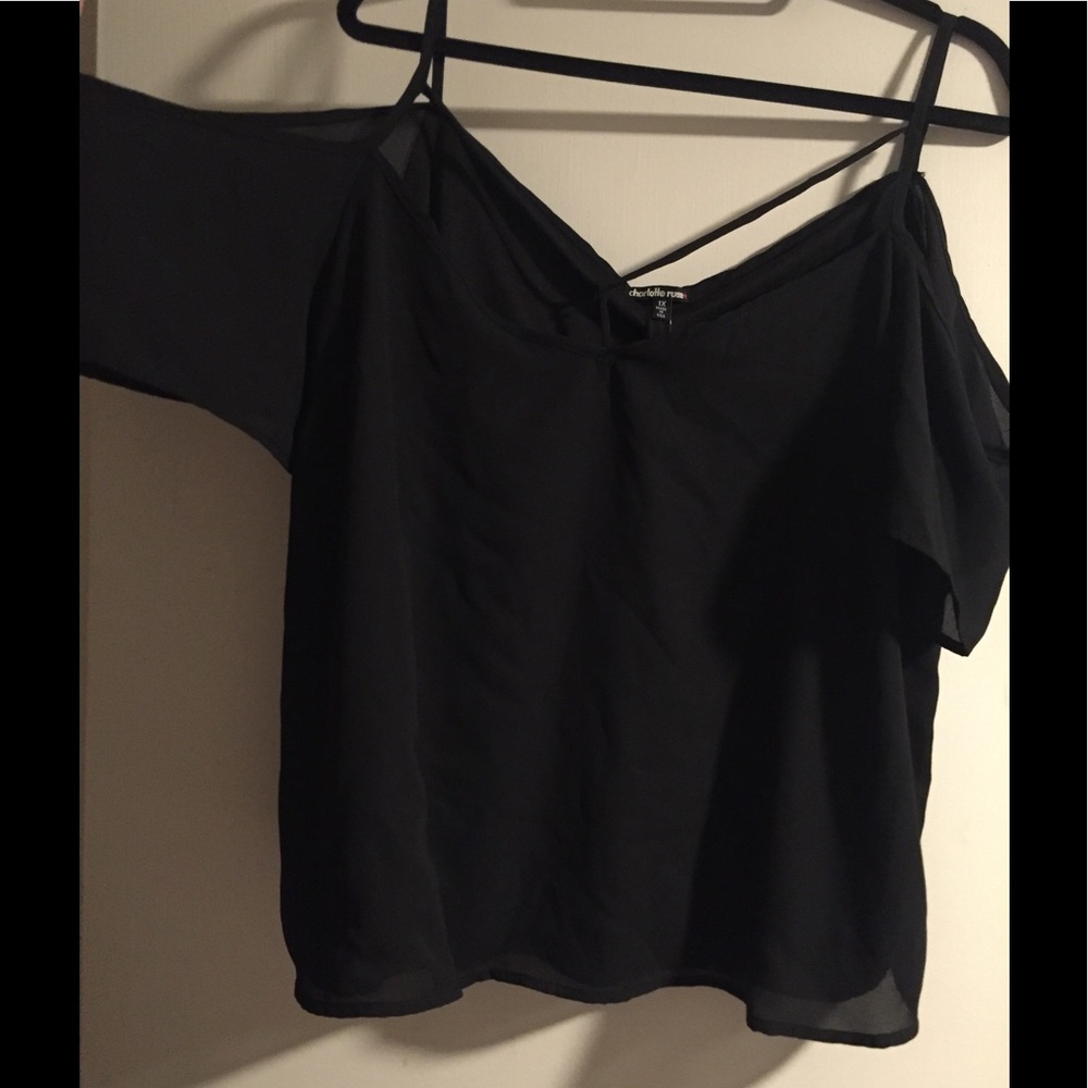 Black cutout cold shoulder flowy top
