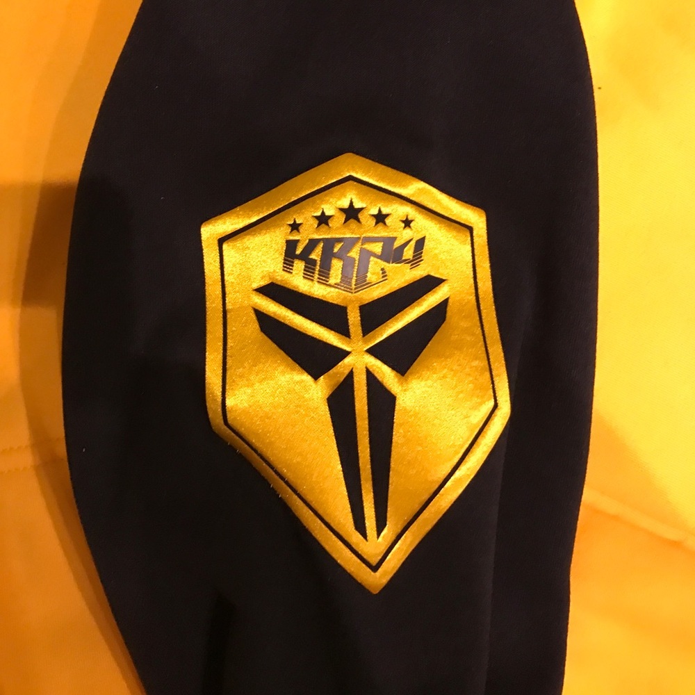 Kobe Therma Fit Jacket_5
