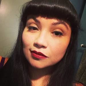 Meet your Posher, Violeta