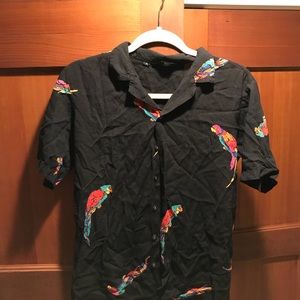 Vintage Parrot Button Up