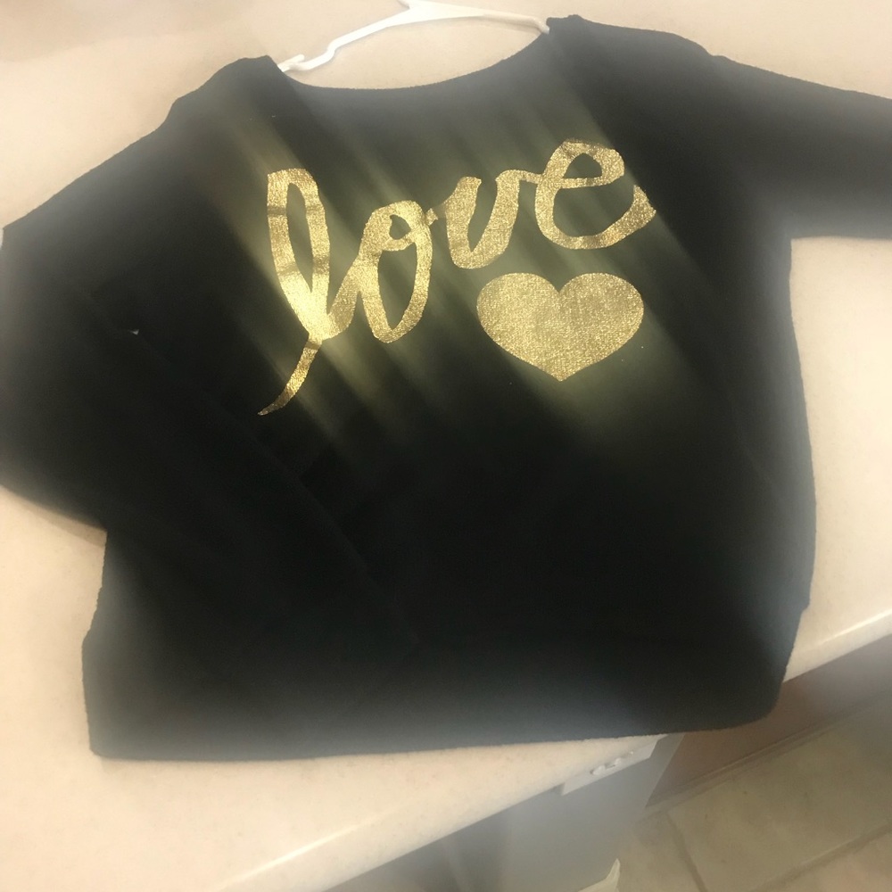 Lightweight sweater
