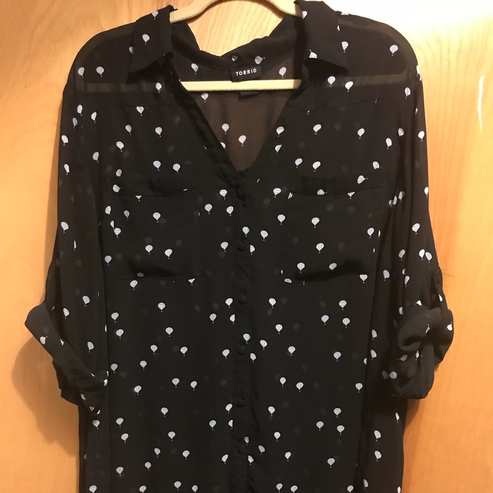 Black patterned sheer top torrid SZ 2