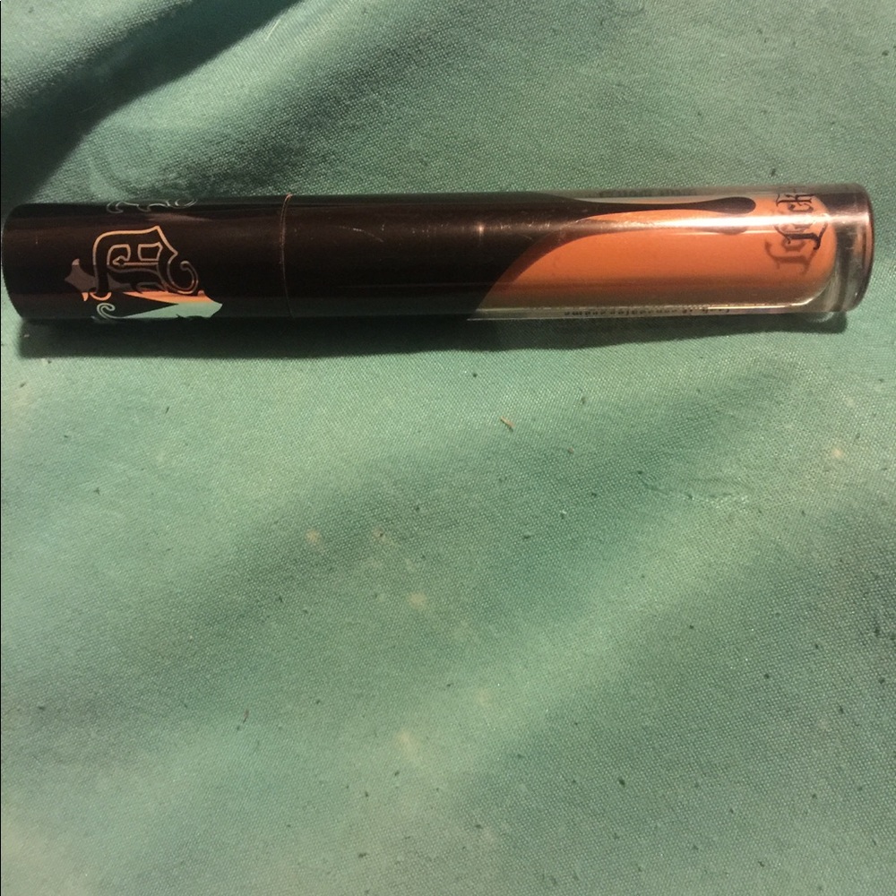 Kat Von D Lock It Concealer - Deep 37 Warm
