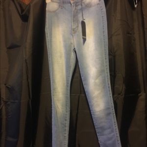 Fashion Nova High Waisted Jeans - Size 7