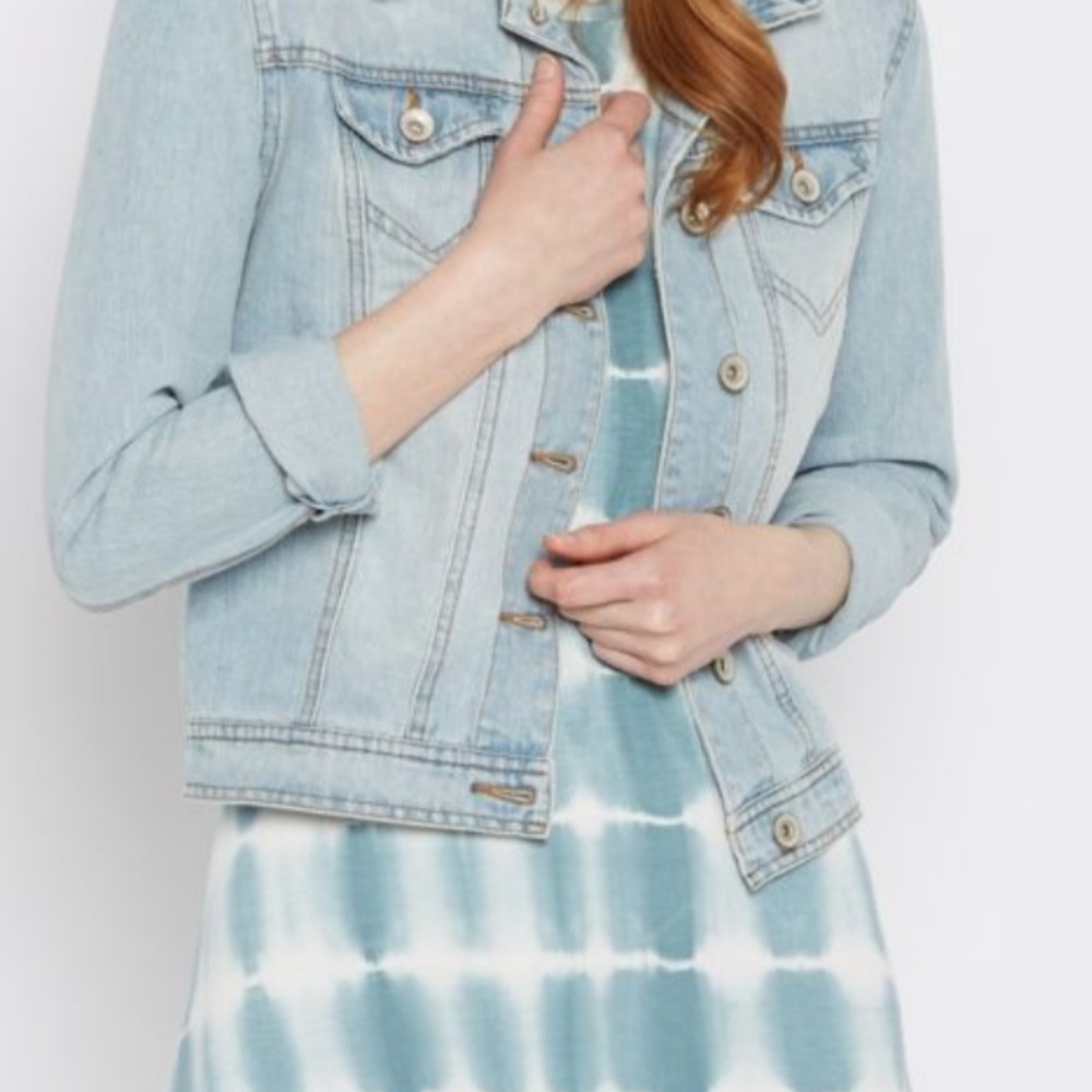 🌟🌟💙 Tie dye firty cutout keyhole dress 🌟🌟💙