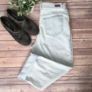 Vintage 90’s MOM Boyfriend Faded Jeans Cropped 10