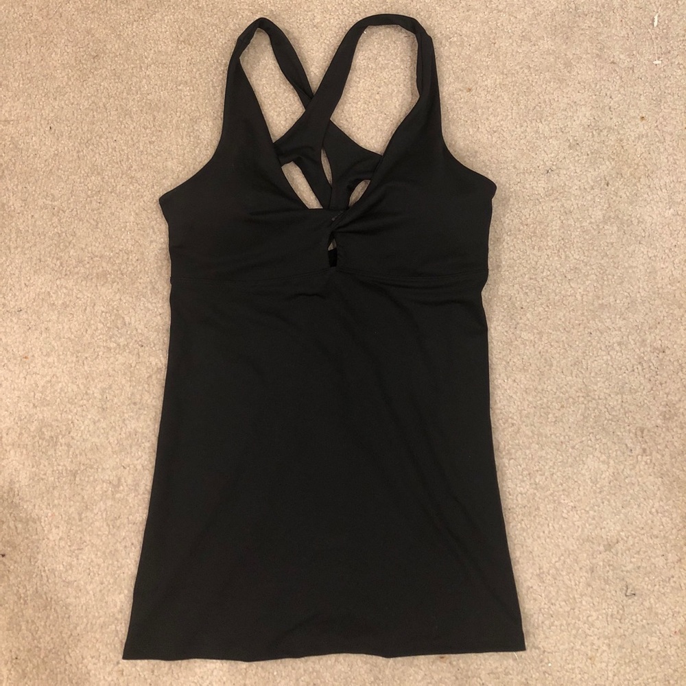 Fabletics workout top, black, never worn, size S