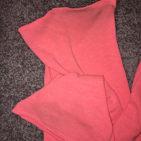 Victoria secret sweats - Picture 2 of 4