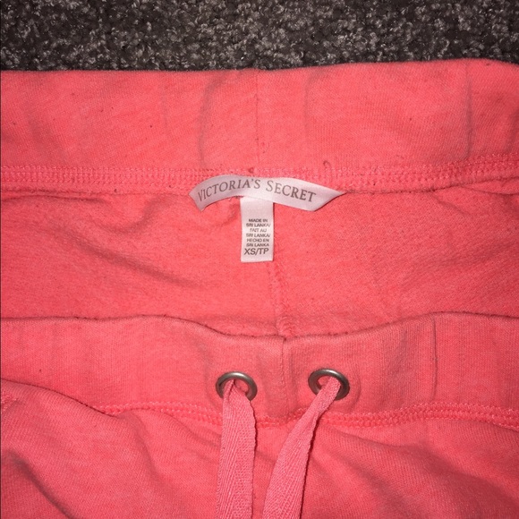 Victoria secret sweats - Picture 3 of 4