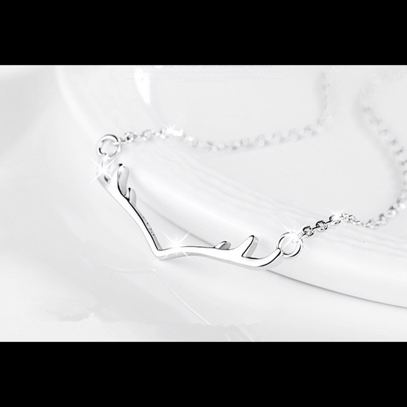 🎄 Sterling Silver (925) Antler Choker Necklace - Picture 2 of 5