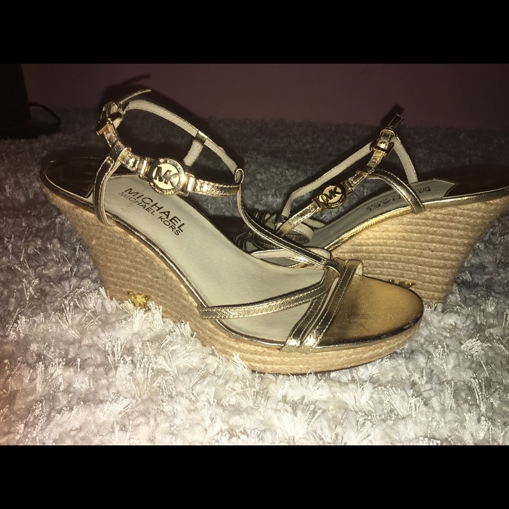 Micheal Kors wedges