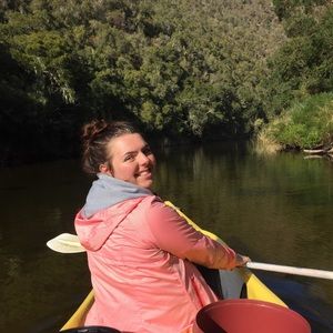 Meet your Posher, Caroline