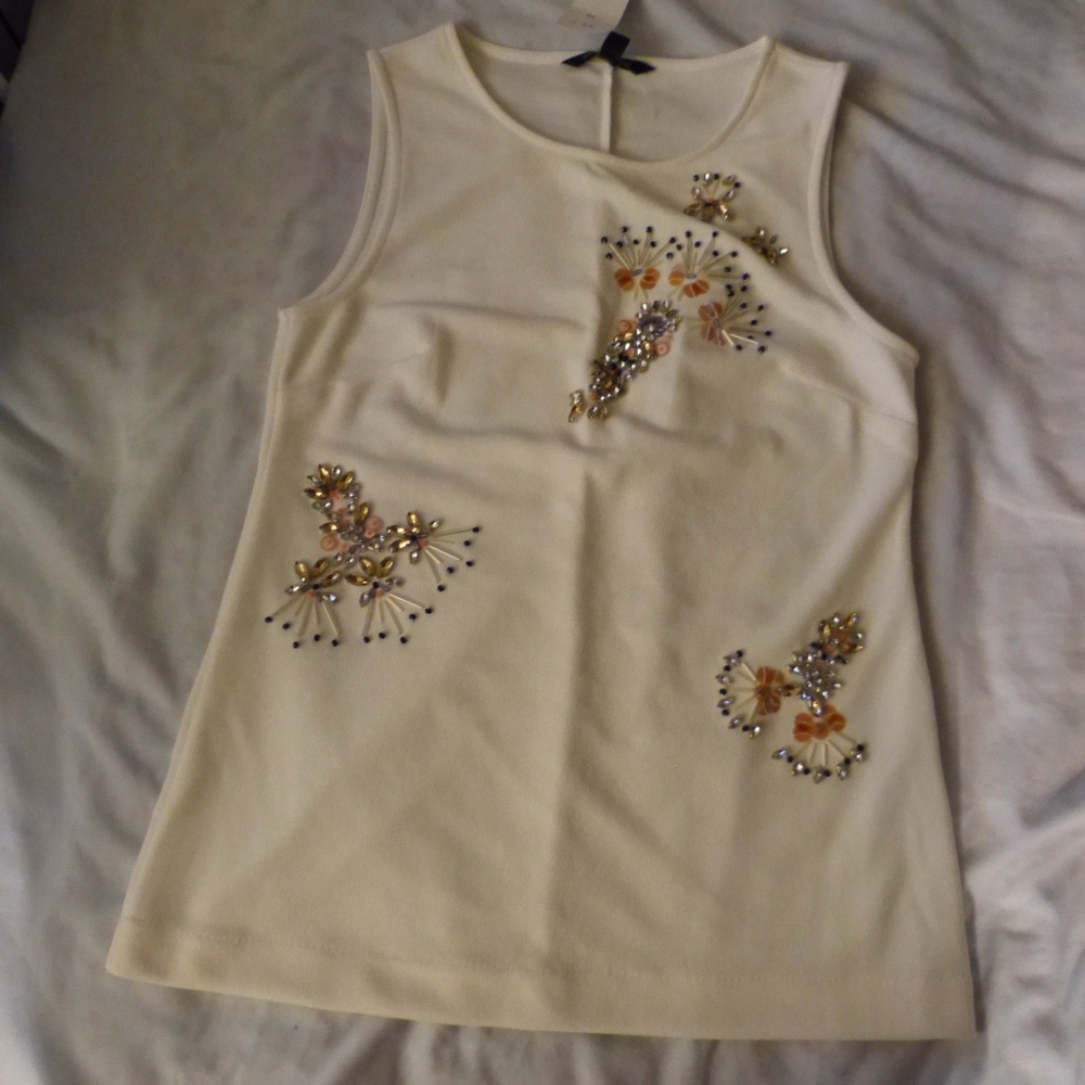 Banana Republic Sequined Sleeveless Top. NWT