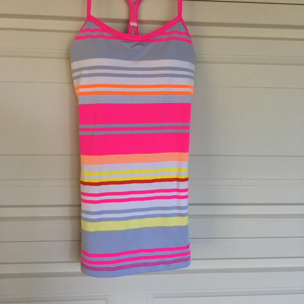 New Lululemon Top - Picture 1 of 3