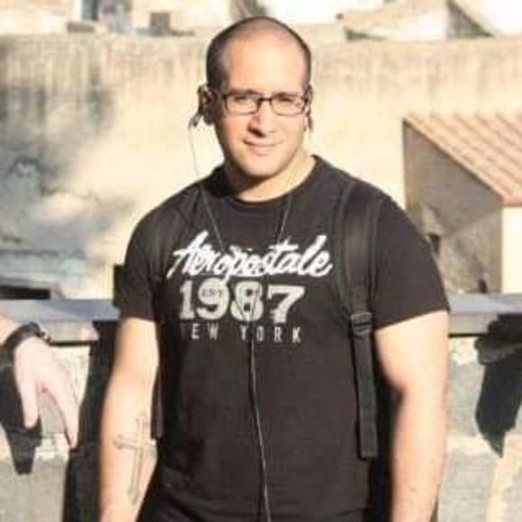 Meet your Posher, Frank - Picture 1 of 1