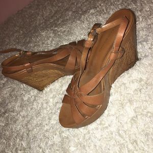 Brown wedges