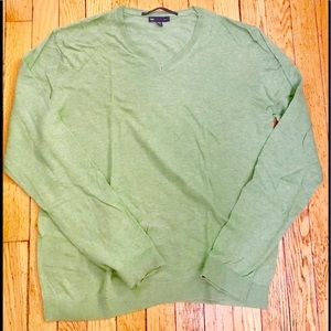 GAP wool v-neck sweater