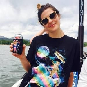 Meet your Posher, Claire