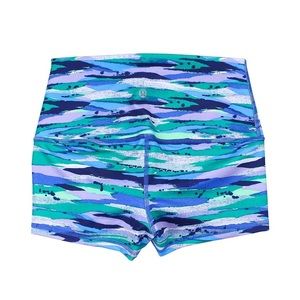 Lululemon boogie roll down short size 8