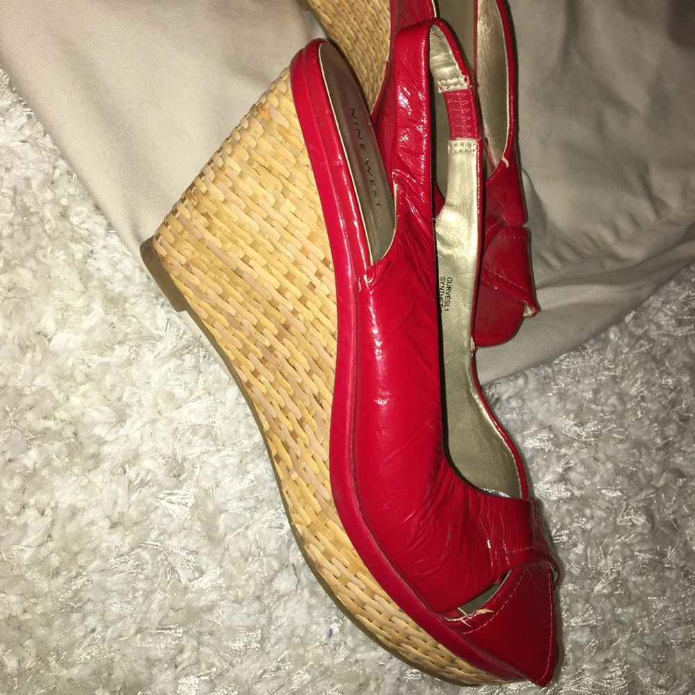 Nine West red wedges