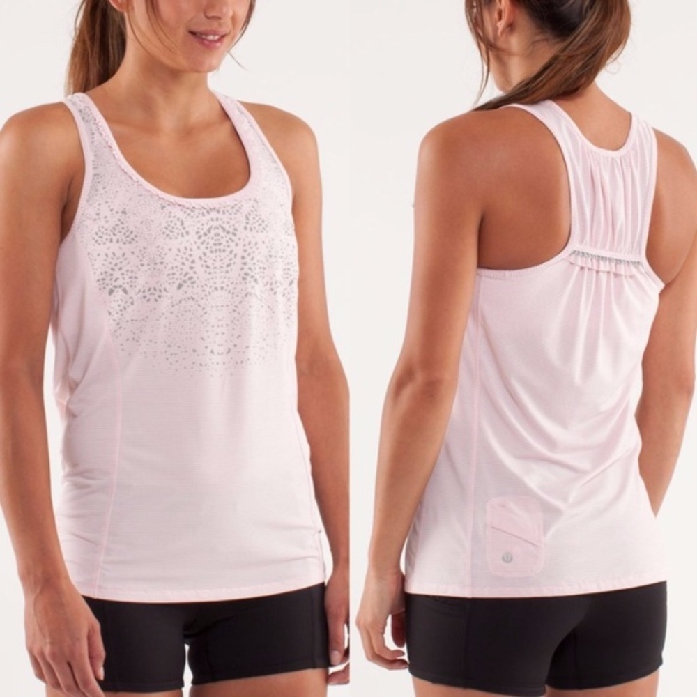 Lululemon Run: Silver Bullet Sleeveless Tech