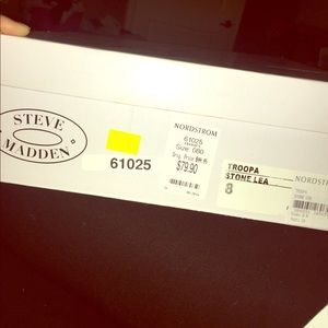 Leather Combat boots !