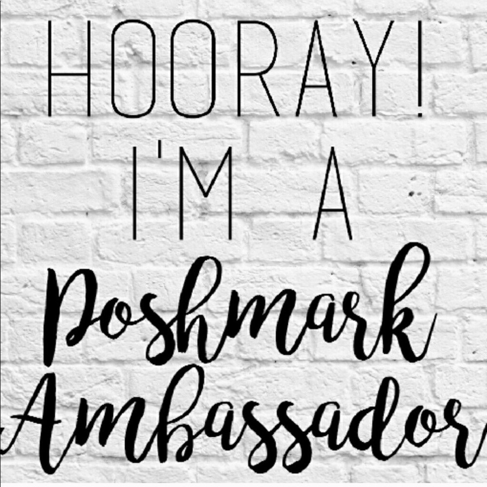 Horray, I'm a Poshmark Ambassador here to help!!!