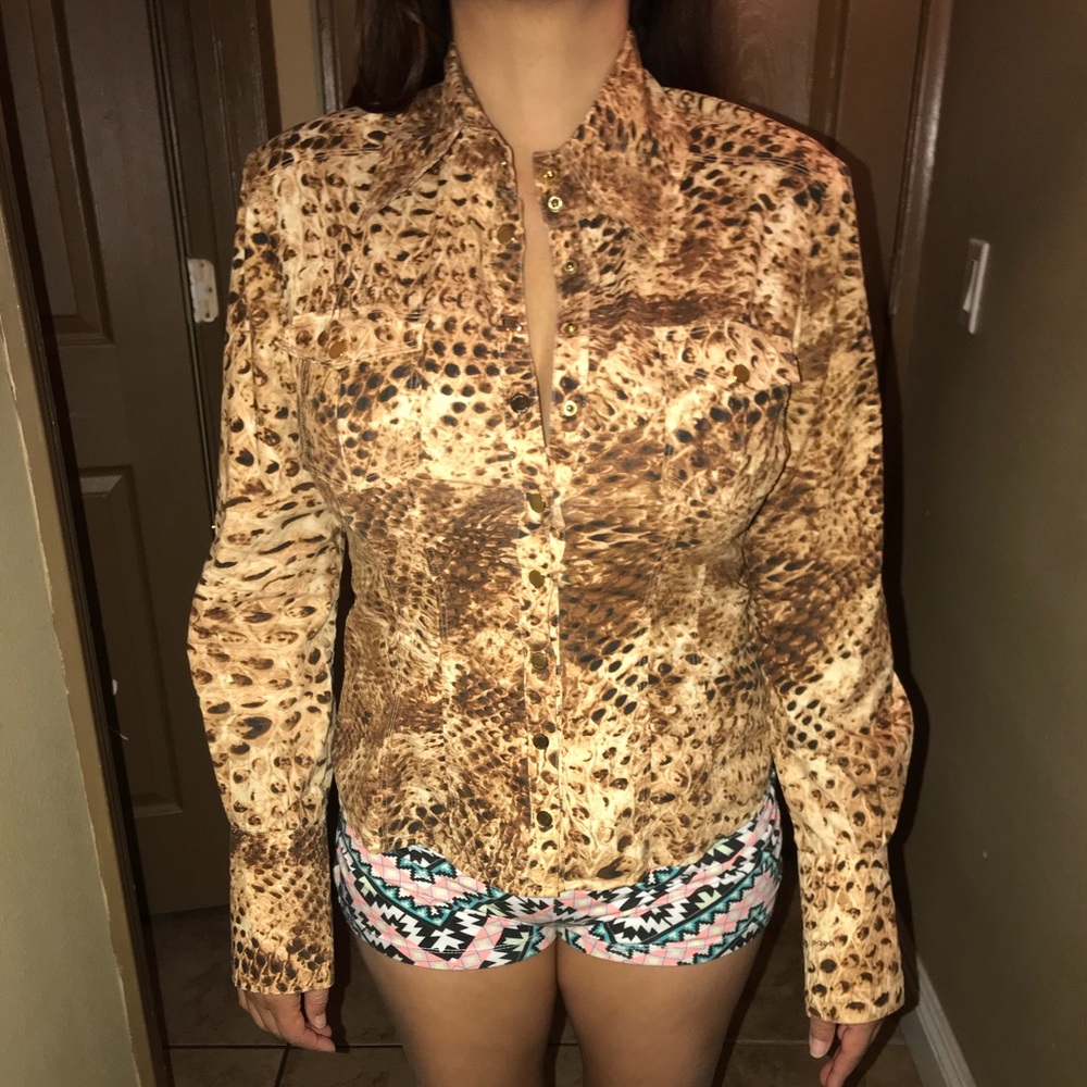 Leopard print bebe long sleeve button down shirt