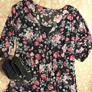 🌹BEAUTIFUL 🌹 Torrid floral dress size 3 🌹BEAUTIFUL 🌹 Torrid floral dress size 3