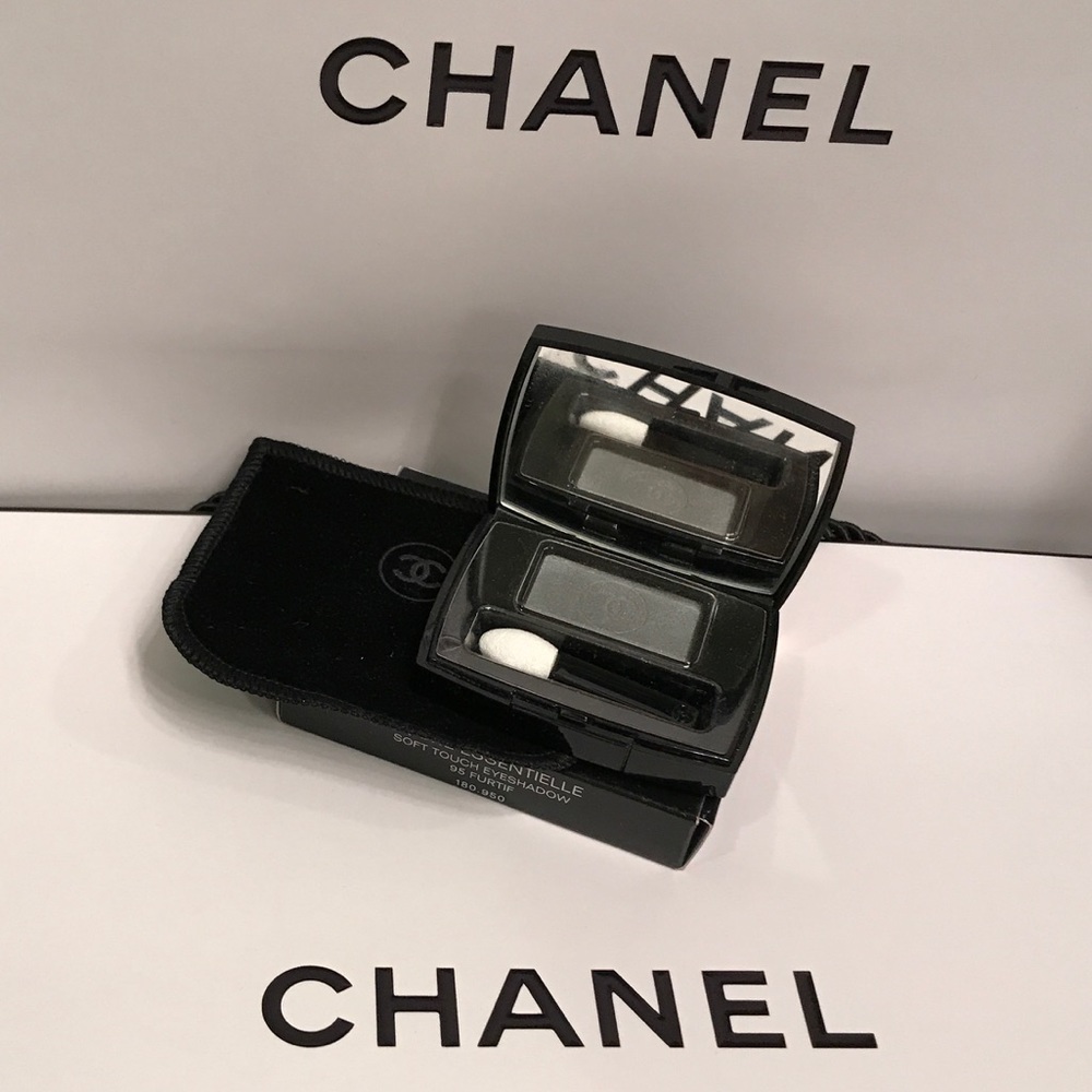 Chanel eyeshadow