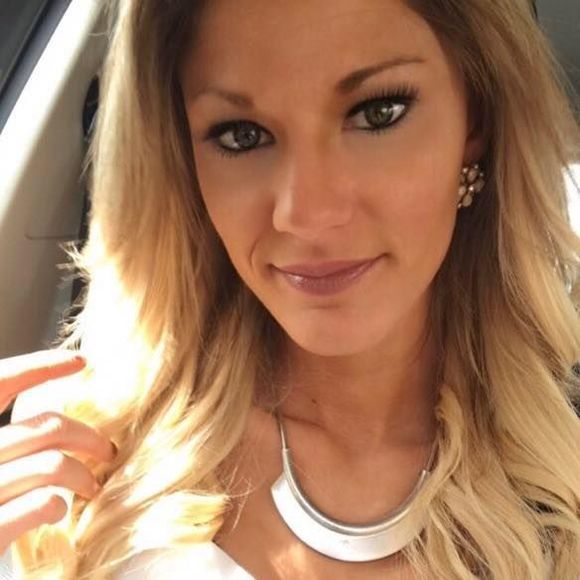 Meet your Posher, Kara - Picture 1 of 1