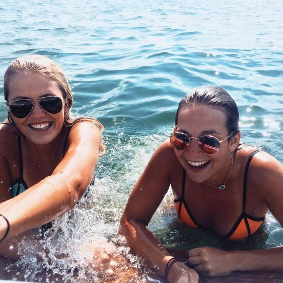 Meet your Posher, Annie - Picture 1 of 1