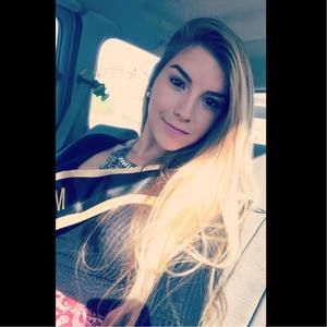 Meet your Posher, Daniela