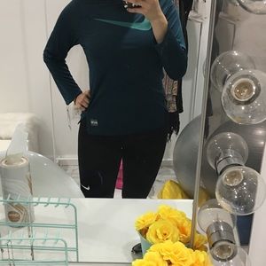 Nike long sleeve with mesh 😍