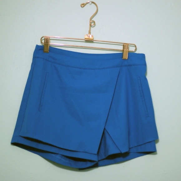 Forever21 Origami skort - Picture 1 of 3