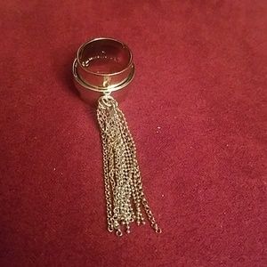 Jewelmint chain mid finger ring