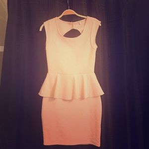 🎀Backless Peplum Dress🎀 🎀Backless Peplum Dress🎀