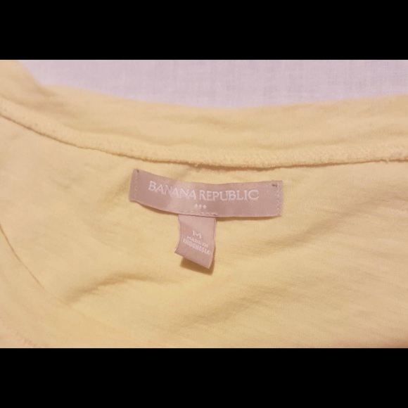 Banana Republic Pale Yellow Scoop Neck Top - Picture 3 of 3