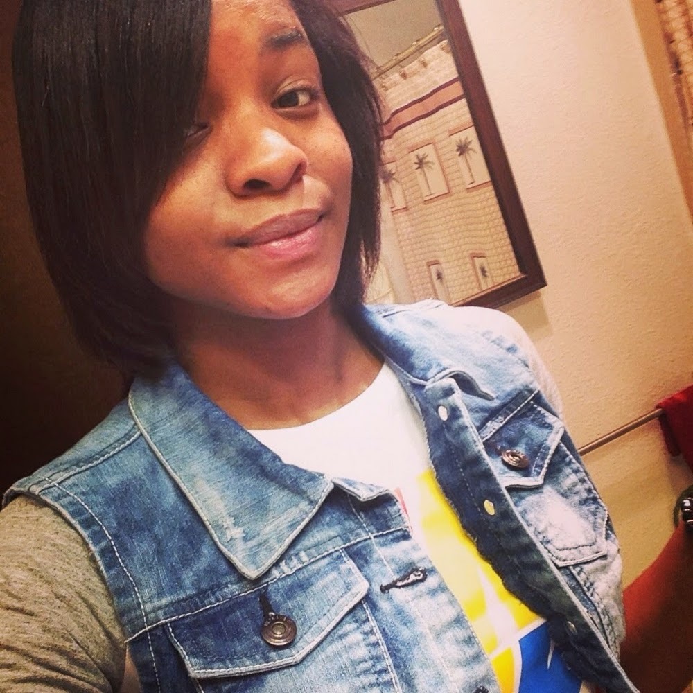 Meet your Posher, Andrea