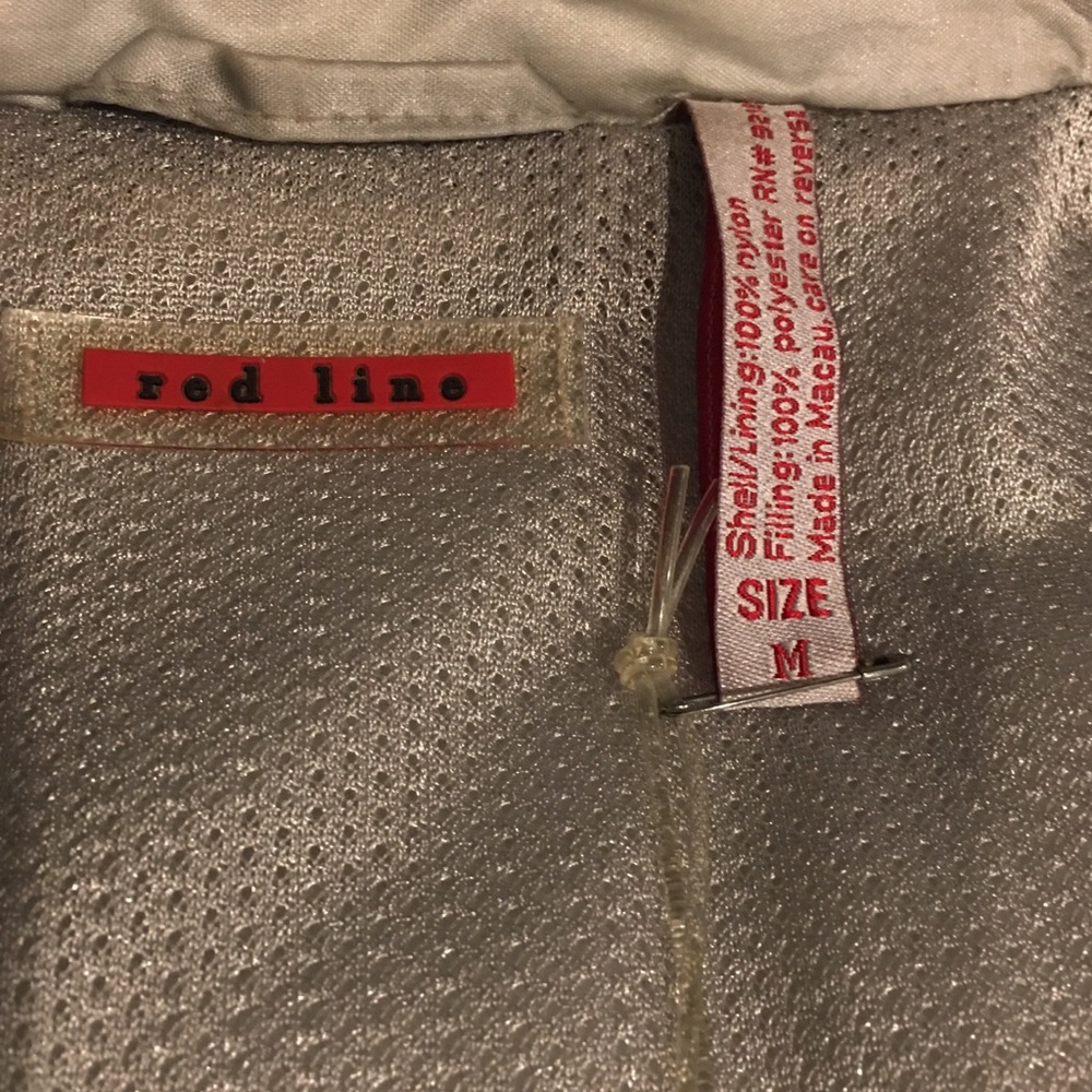 Red Line Vest - Picture 4 of 4