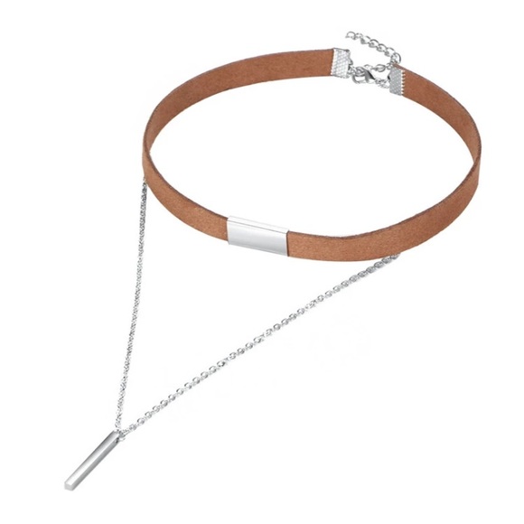 Jewelry - Brown Choker With Silver Toned Chain & Bar Pendant