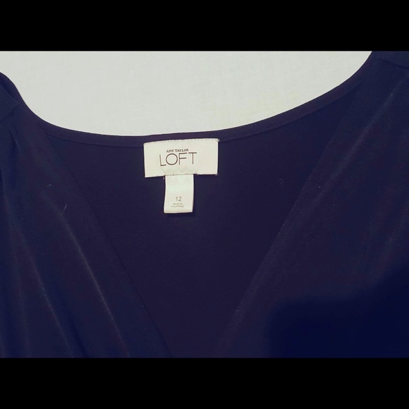 LOFT Faux Wrap Dress W/ Waist Twist & Pockets - Picture 4 of 4