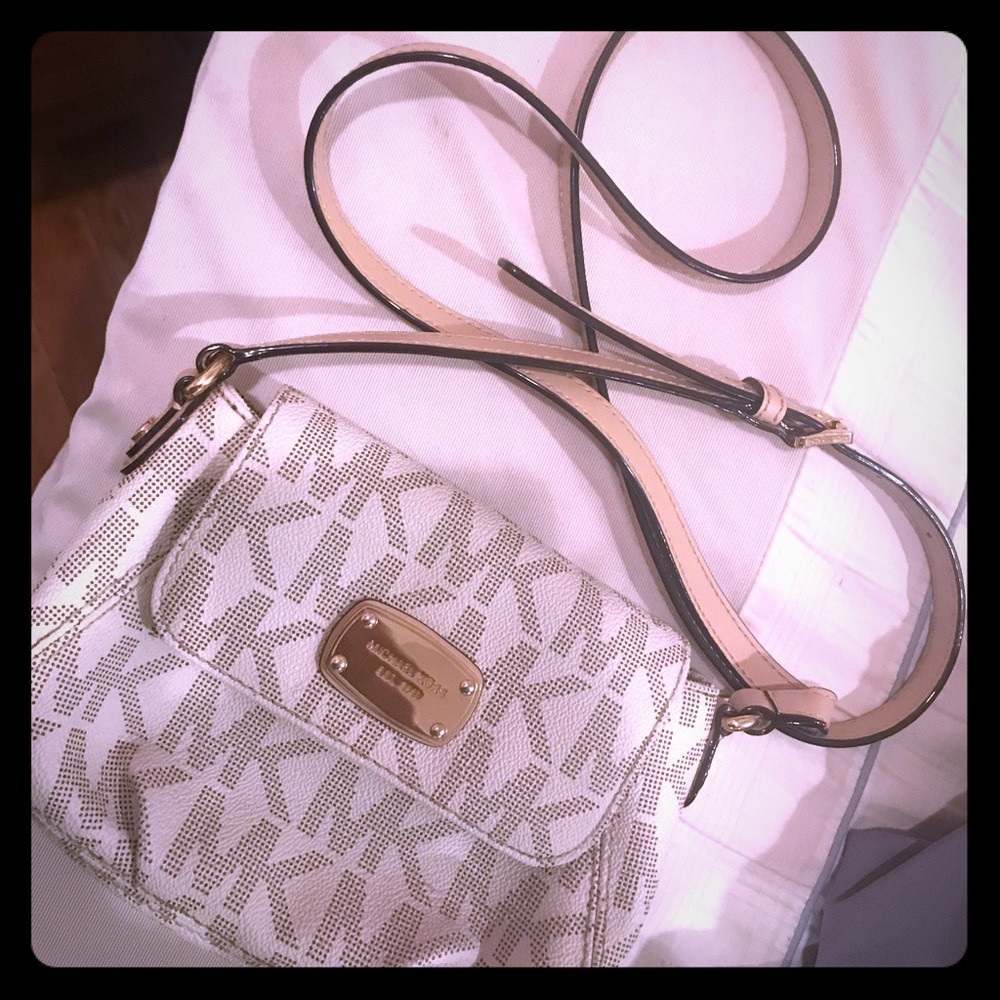 A purse