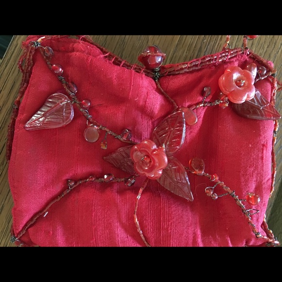 Satin beaded small evening bag - Picture 3 of 3