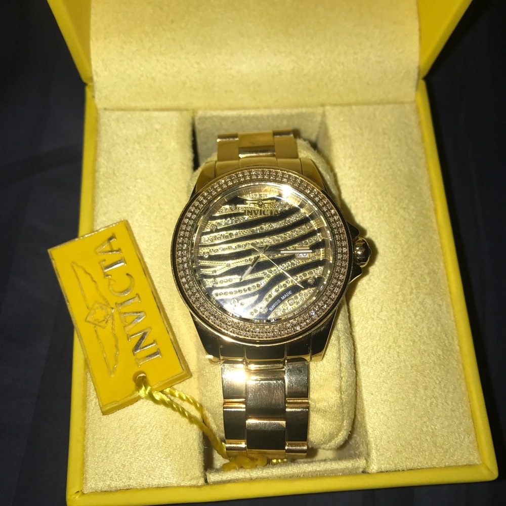 100% Real Invicta Gold/Diamond Watch ❄️🔥