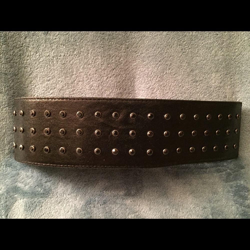 Black mid waist belt